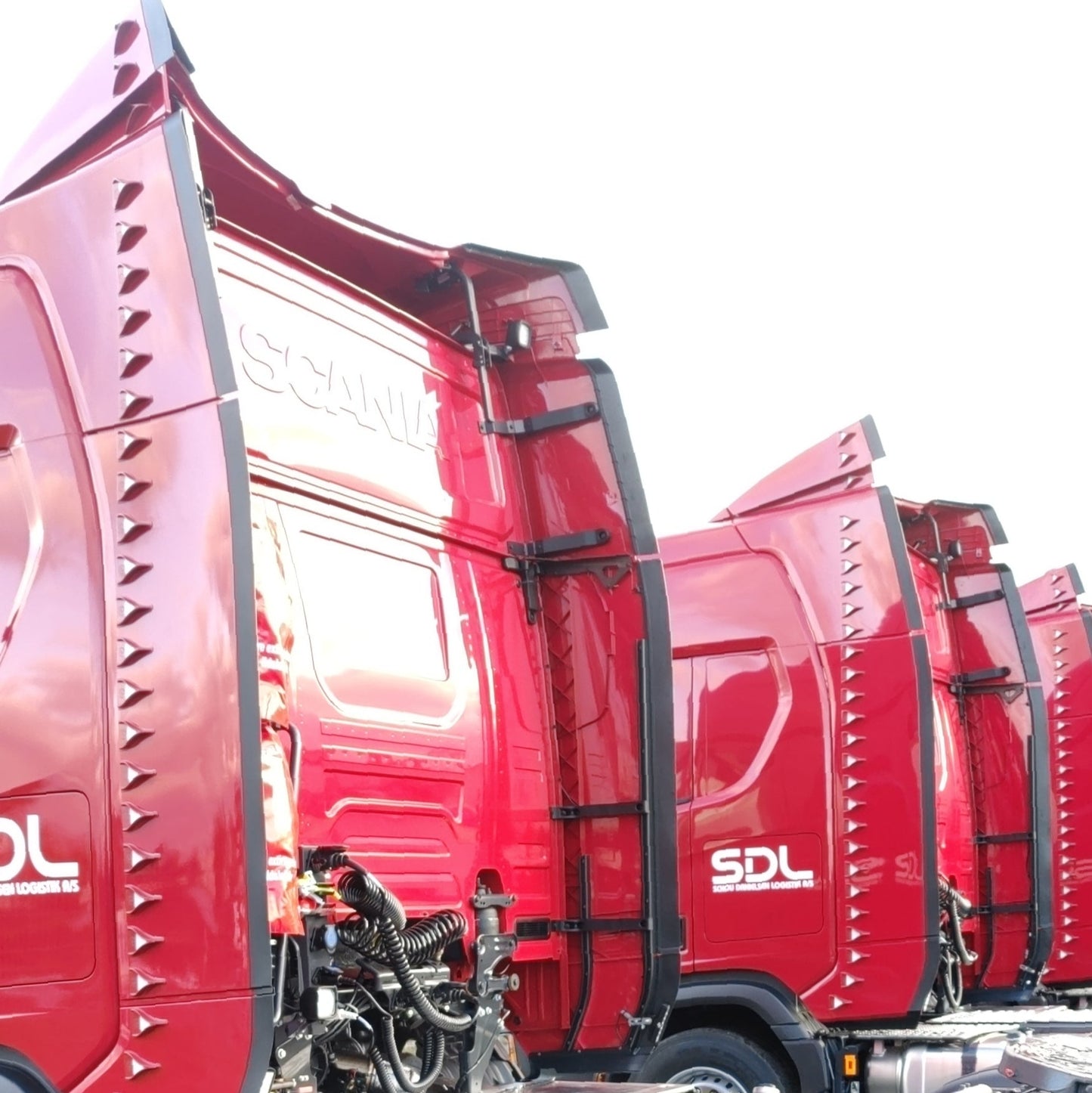 V Spoilers for Truck (Kit with 80 pcs.)